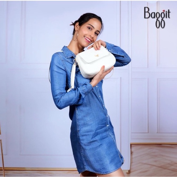 NWT BAGGIT LEO FOLIO CROCODILE WHITE SLING BAG - Picture 6 of 14